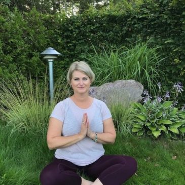Yoga på Solbackens Helhetshälsa?